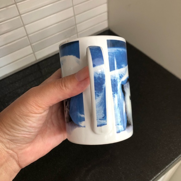 Blue and white cat mug - Picture 4 of 7